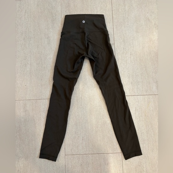 Lululemon Wunder Train High-Rise Tight 25" size 2 - Picture 5 of 6